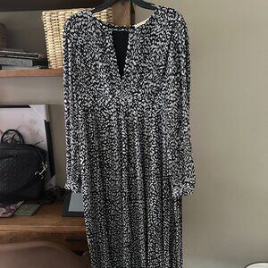 COPY - Michael Kors Pleated Leopard Print Georgette Midi Dress - Large - NWT
